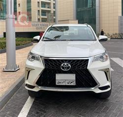 تۆیۆتا فۆرچێنەر